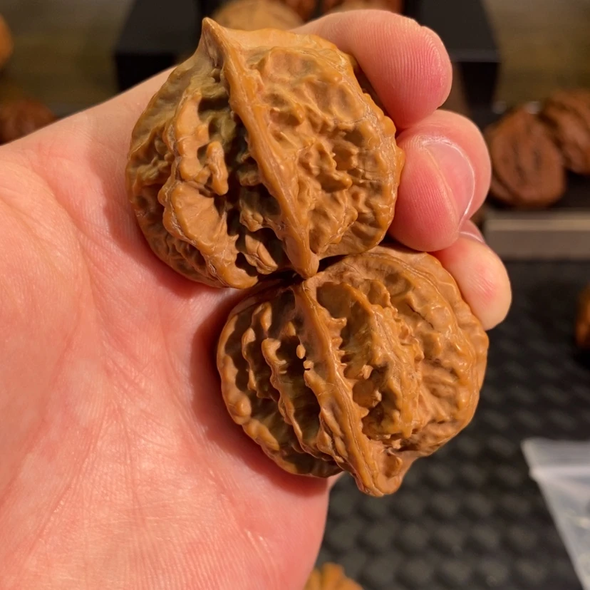 【闪购商品】桃核把件林*8-05