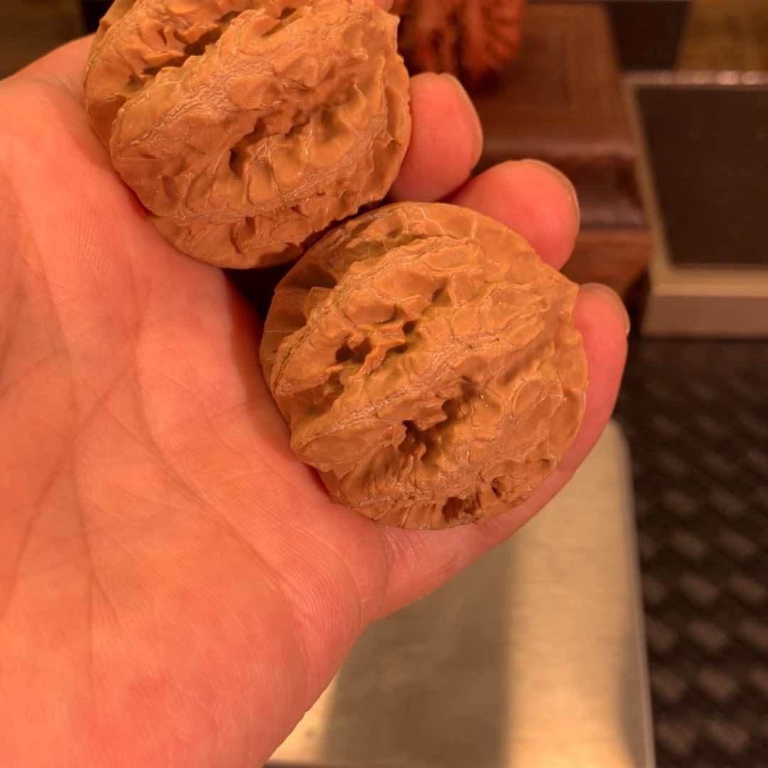 【闪购商品】桃核吊坠根***堡16