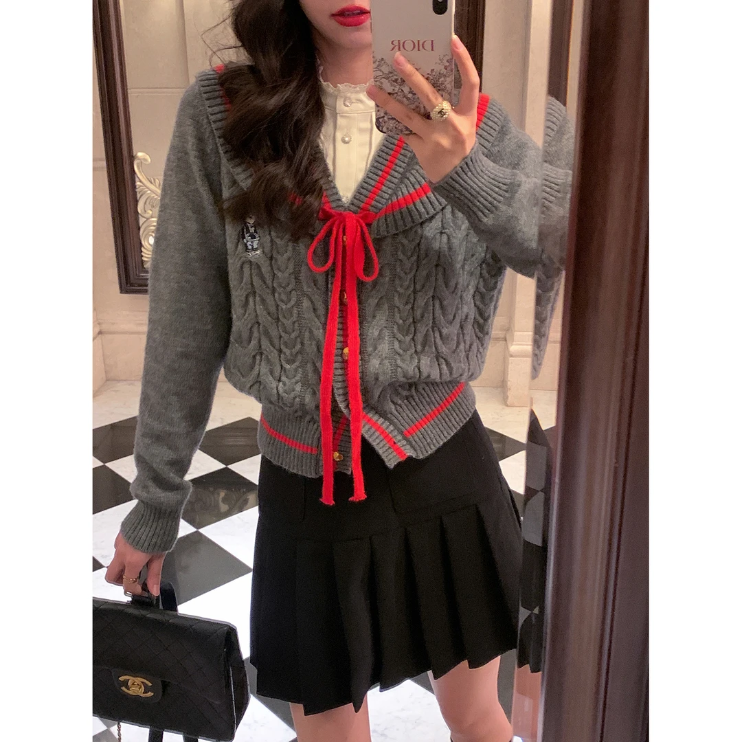 M-3673鹿阿姨卓叔叔◆法式学院风小翻领双色毛衣外套女开衫
