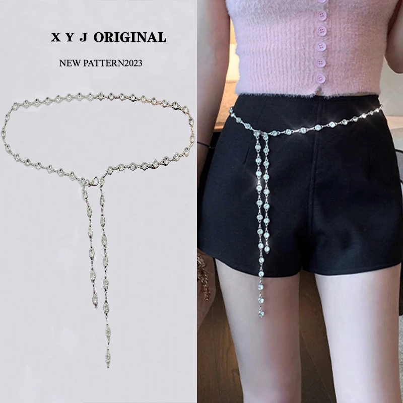 小腰精高级感腰链配饰西装短裤金属水钻简约链条腰带女银色身体链
