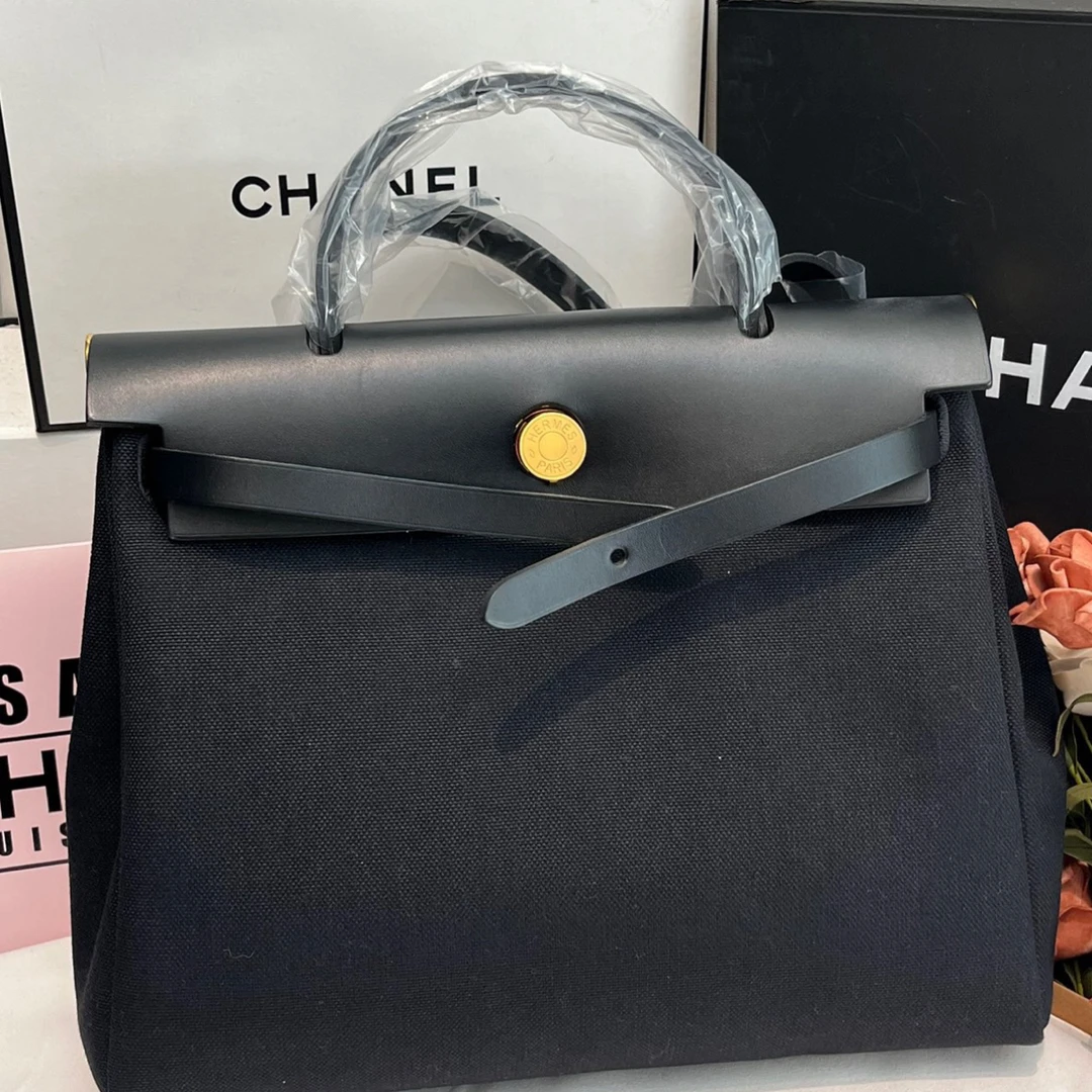 99新 Hermes/爱马仕 Herbag 31黑色金扣经典百搭手提斜挎包