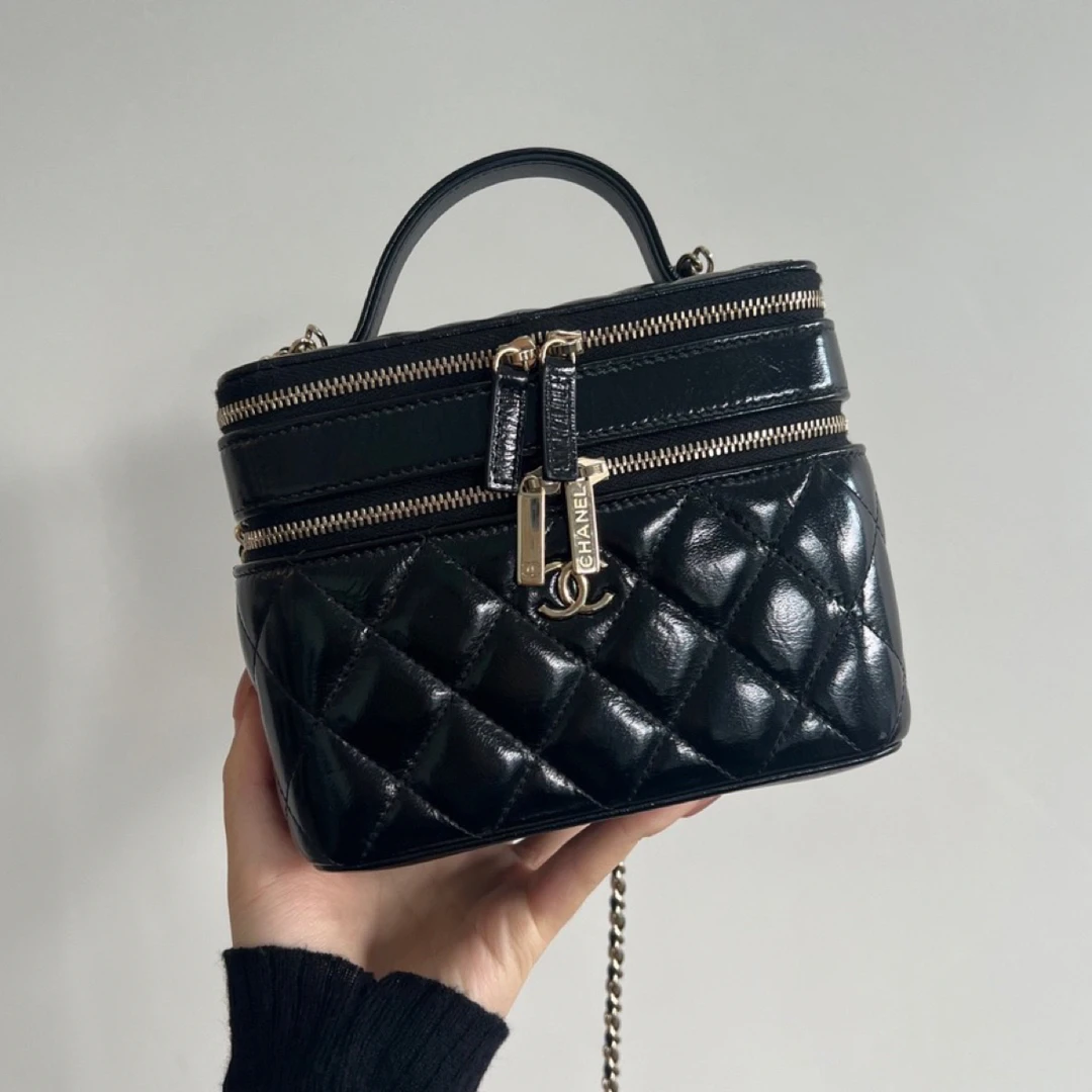 99新 Chanel/香奈儿 22B 黑金油蜡双层长盒子时尚百搭斜挎包