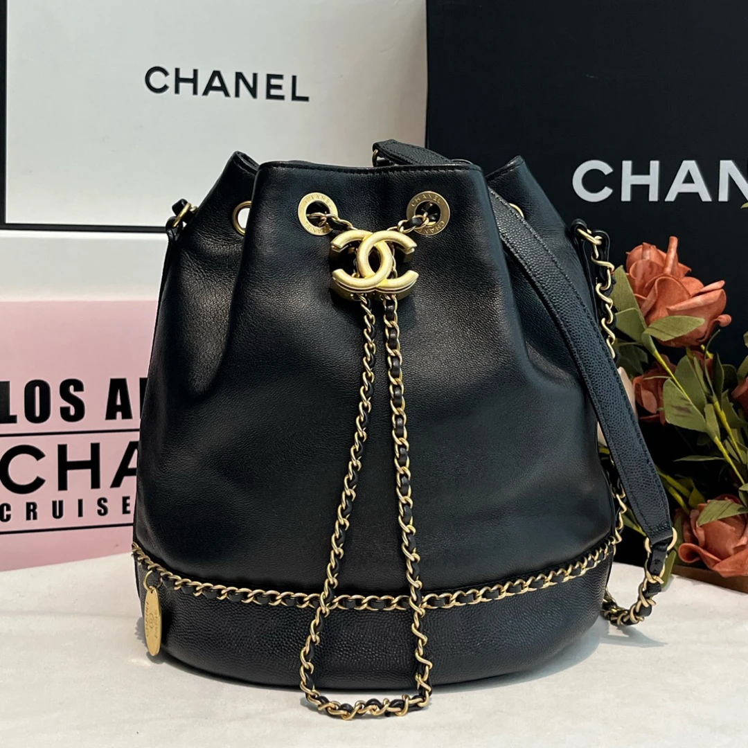 99新 Chanel/香奈儿 19P黑金水桶包 轻奢时尚百搭女士抽绳斜跨