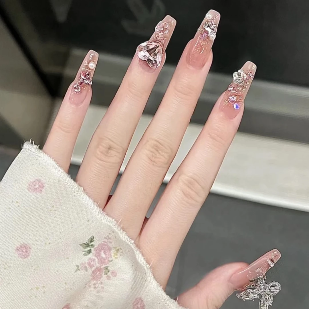 【中小号锆石合集买一宠一】锆石美甲钻饰品闪烁高品爆款（需备注）