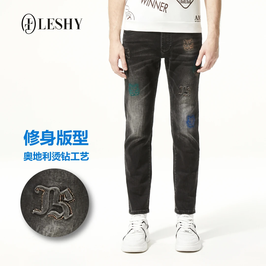 秋冬刺绣潮流文设计水洗修身牛仔长裤66243S2050