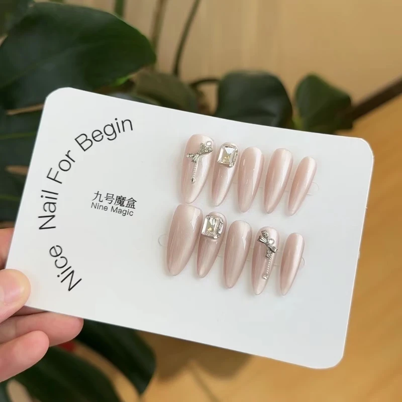 白月光千金 -Nine Magic 纯手工穿戴甲 10片装