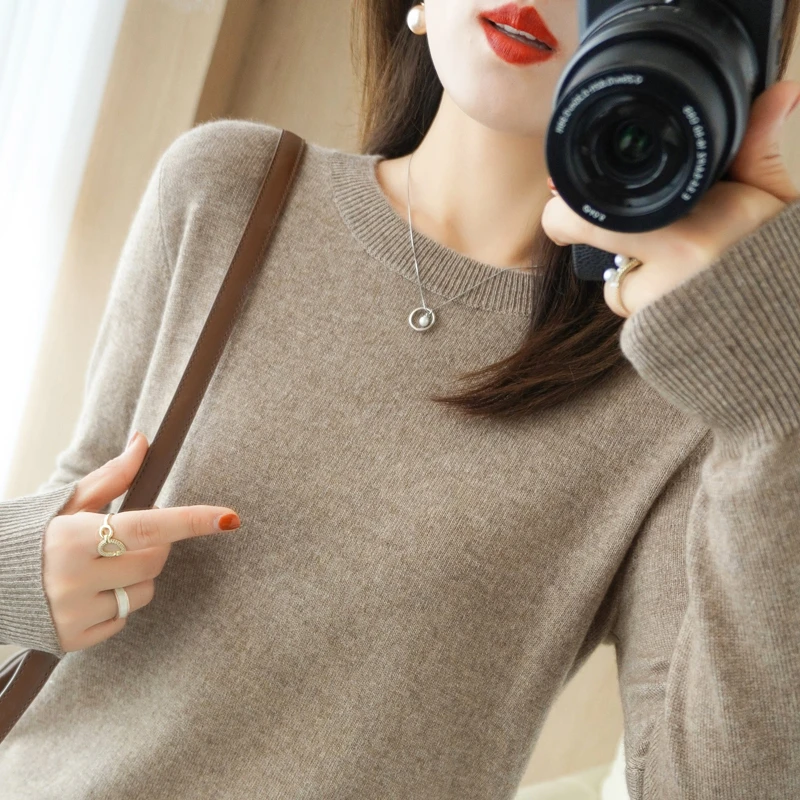 2025冬季新款圆领百搭韩版宽松套头打底显瘦四季可穿