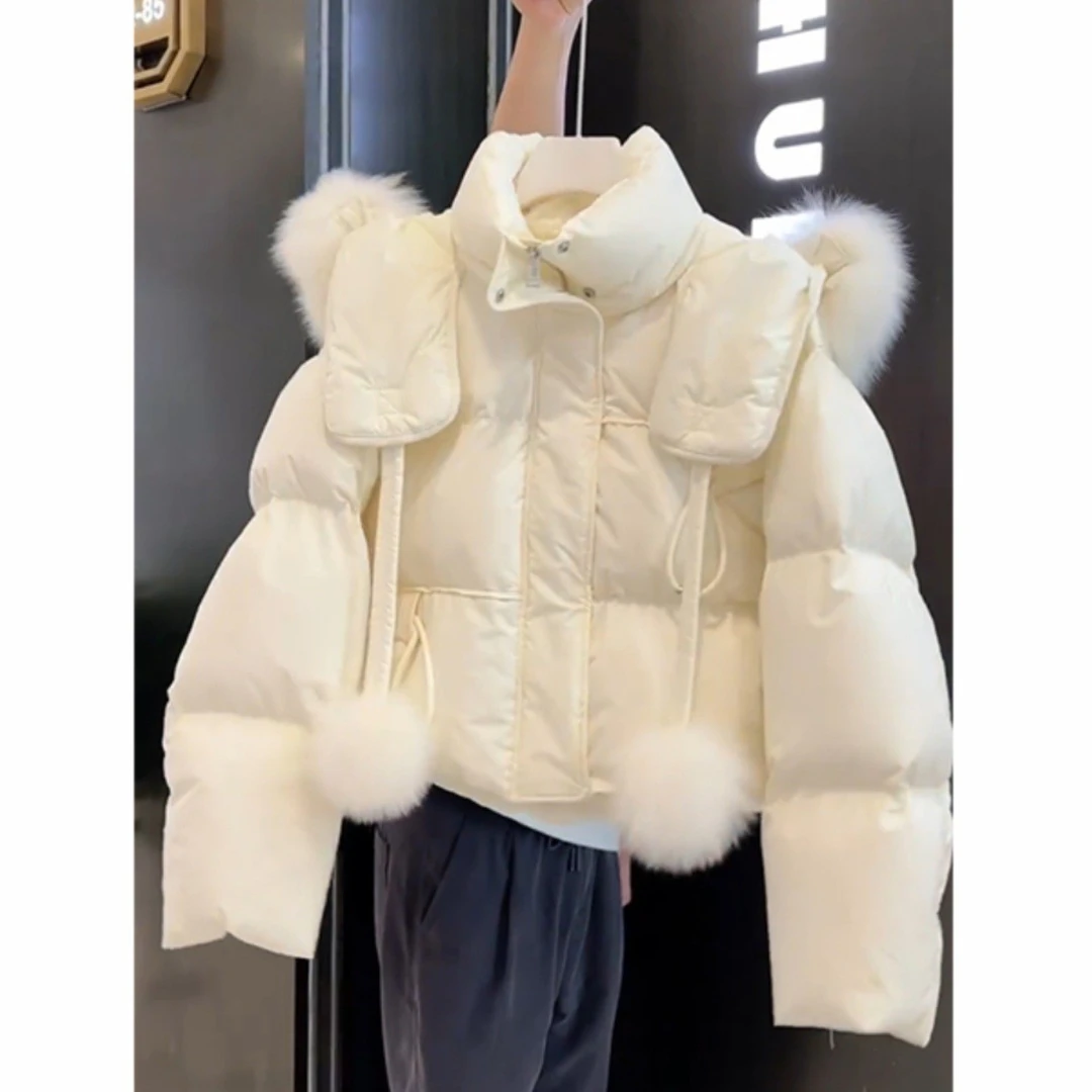 今年流行外套韩系穿搭时尚气质超好看短款白色好看与茧白色连衣裙