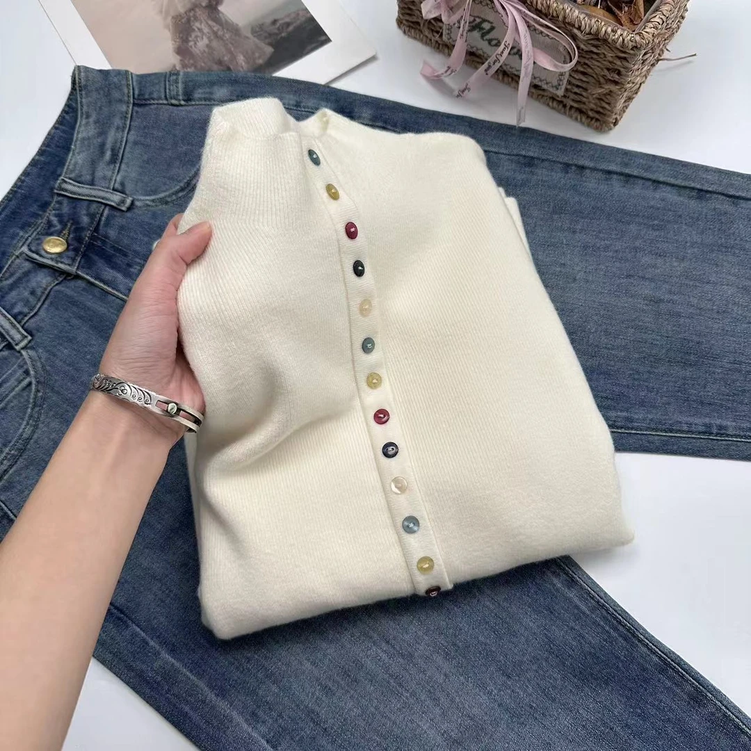 【琉璃】冬季新款彩色糖果扣小高领针织衫Y5219杏