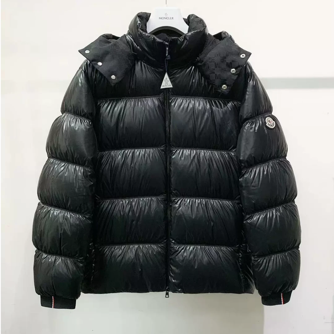 全新未使用 MONCLER M 秋冬Orizaba帽领暗纹防寒羽绒服 1A00274