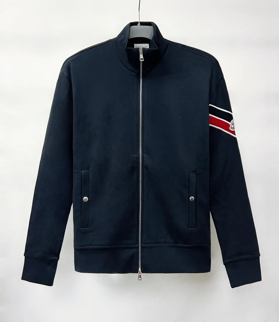 全新未使用 MONCLER 24秋冬手臂彩条袖标Logo运动休闲外套8G00001