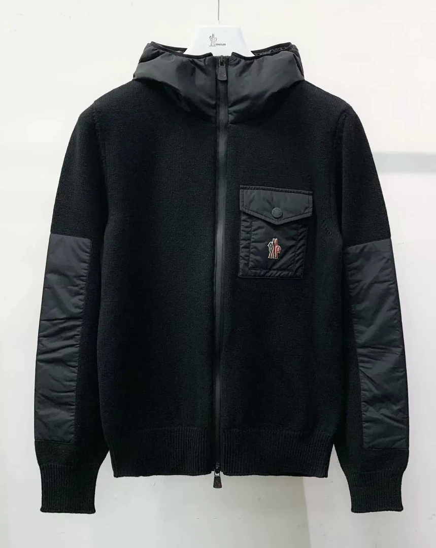 全新未使用 MONCLER 23秋冬CARDIGAN胸口Logo拼接外套夹克9B00007