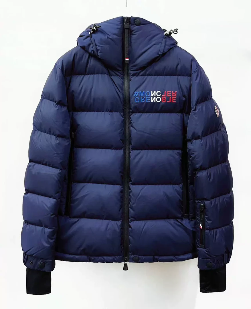 全新未使用 MONCLER 蓝色ISPRNO胸口三色字母男士羽绒服1A00015