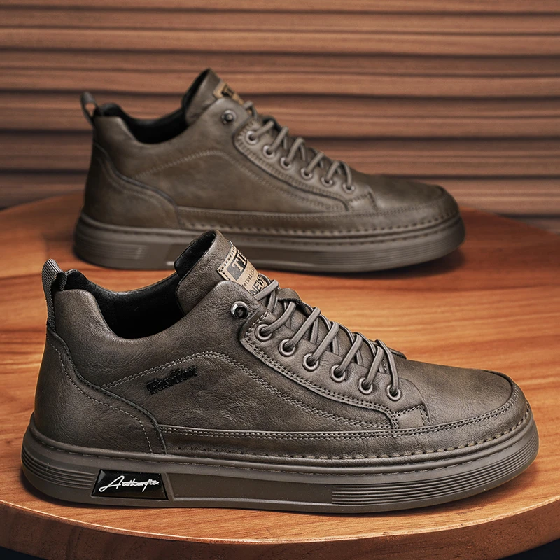 男鞋2024冬季新款英伦男士工作上班休闲皮鞋防水防滑马丁靴子潮鞋