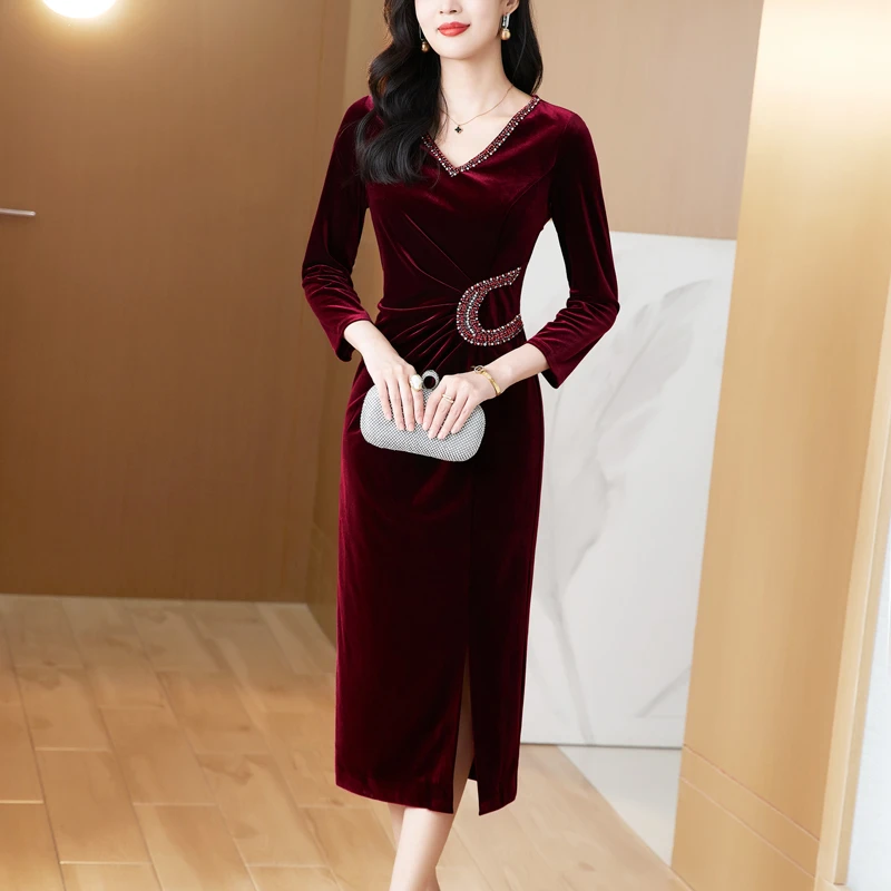 酒红金丝绒连衣裙女秋冬长袖婚礼宴会气质大码显瘦喜婆婆礼服