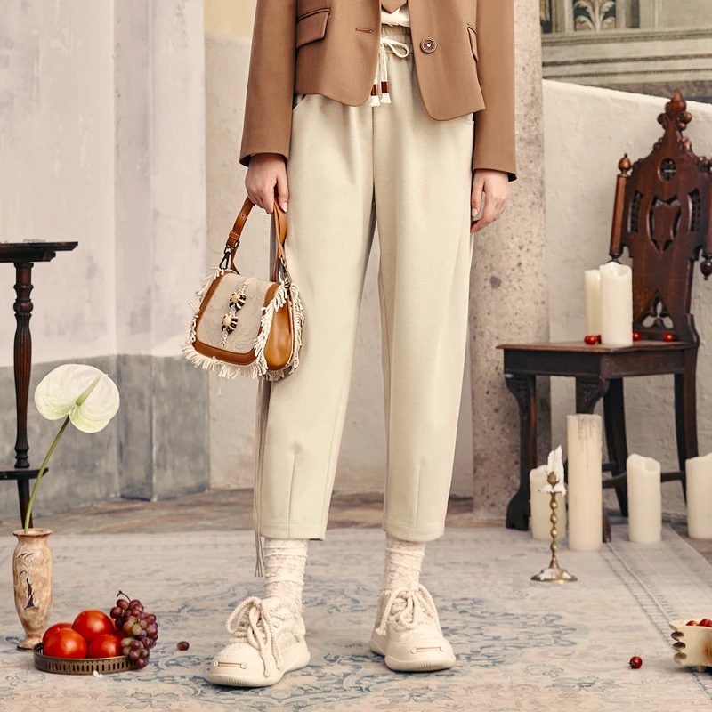 【黄蓉推荐】菀壹2024春季新款裤宽松直筒裤九分卫裤K05610311