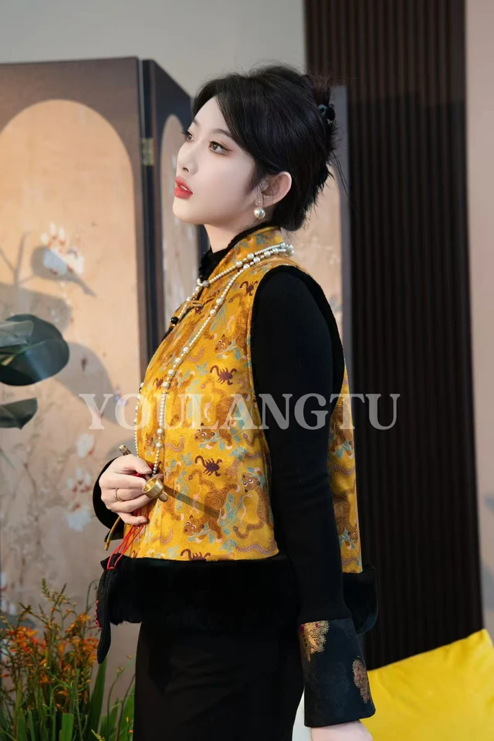 九亿锦【皮草穿搭】虎镇五毒 新中式秋冬款双面穿国风皮草外套马甲