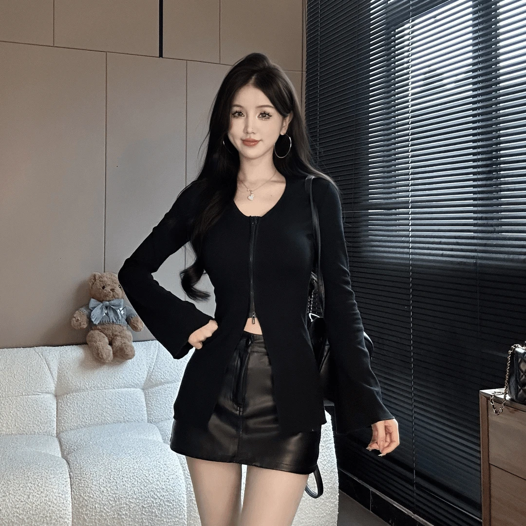 纯欲气质u领喇叭长袖双头拉链设计感上衣女秋季+修身显瘦皮裙套装