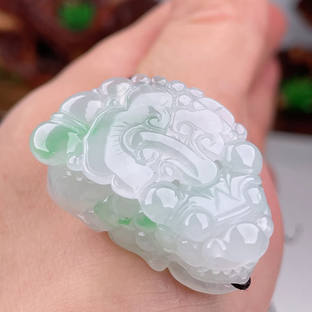 天然缅甸A货翡翠冰种起胶感飘阳绿貔貅吊坠玉石挂件