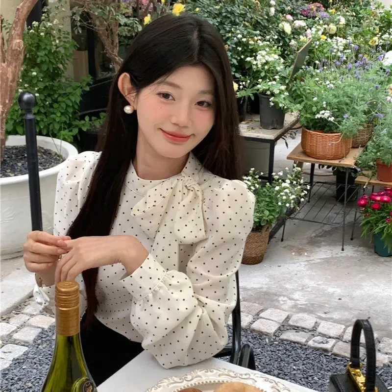 kumikumi法式蝴蝶结系带波点衬衫女早秋设计感宽松泡泡袖气质上衣