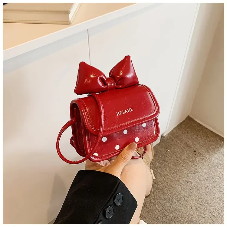 过年专用斜挎包儿童小香风蝴蝶结斜挎包可爱口红零钱包迷你包包