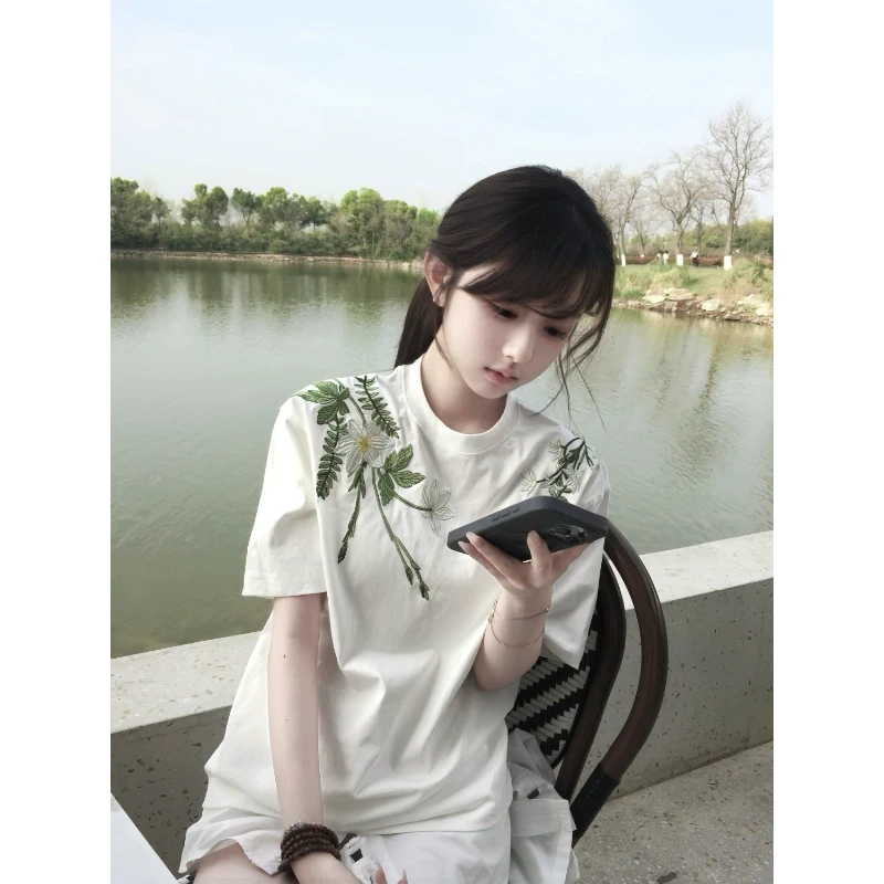 100%纯棉夏季花卉刺绣短袖t恤女美式宽松学生百搭圆领设计感上衣