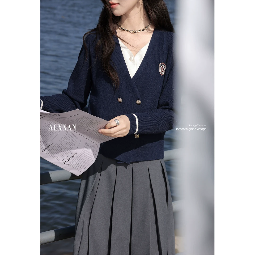 鹿向南「伊顿学院」时尚藏蓝色假两件针织衫女2025春季新款L52850