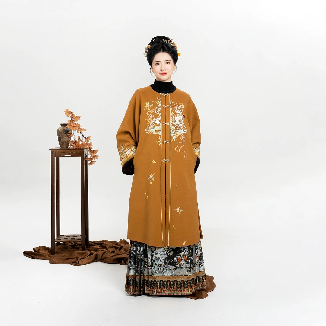 织造司[岁朝福鹿]原创汉服绣花圆领对襟长袄暗纹妆花马面裙秋冬款