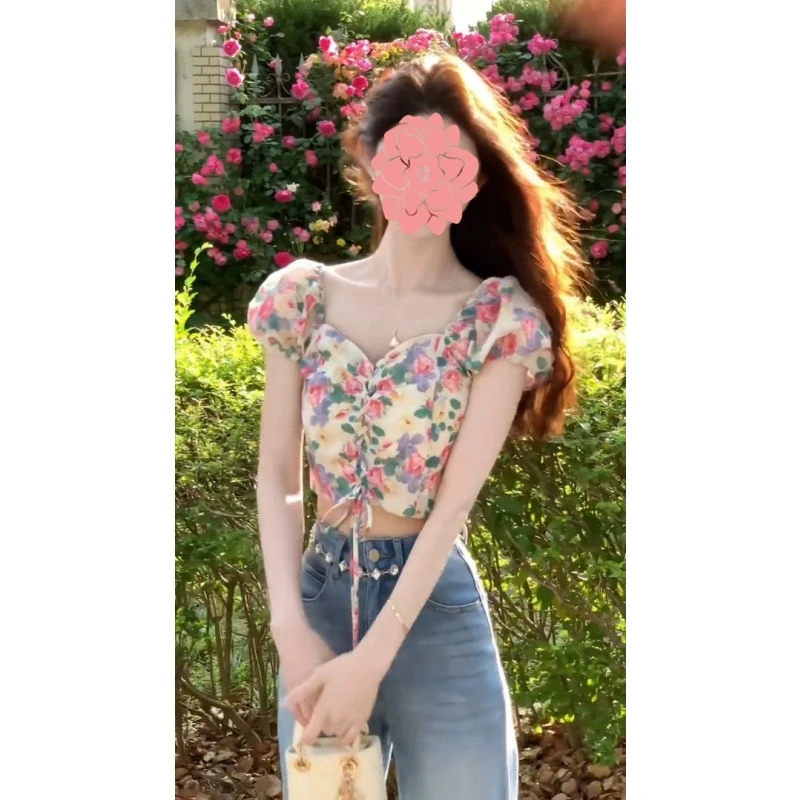 方领复古法式显瘦上衣夏季碎花套装小众时尚套装高腰时尚吊带上衣