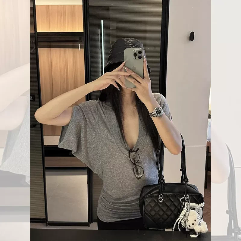韩系灰色v领短袖正肩t恤女夏季小个子性感修身高腰短款辣妹上衣薄