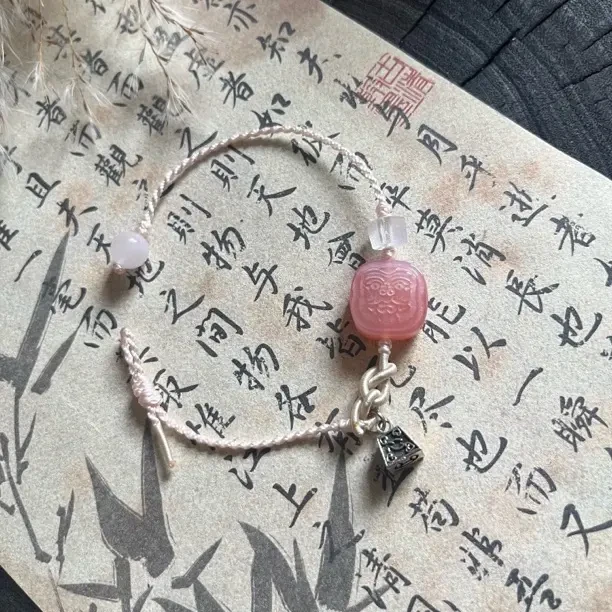 扎基拉姆系如意结手绳