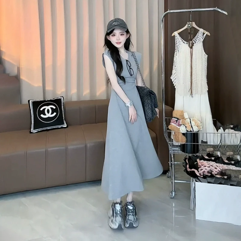 现货韩系简约风显瘦连衣裙2024夏季极简主义小众韩系极简背带长裙
