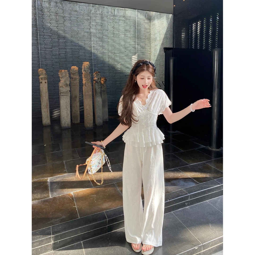 GA盈瓷 氧气冰凉神裤女夏季宽松直筒裤白色轻薄休闲裤 25SS0750