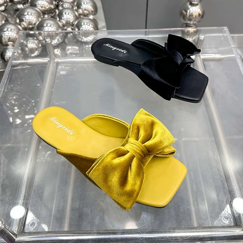 【现货】2024夏季新款金丝绒蝴蝶结时尚百搭露趾外穿凉拖鞋Z3366-1