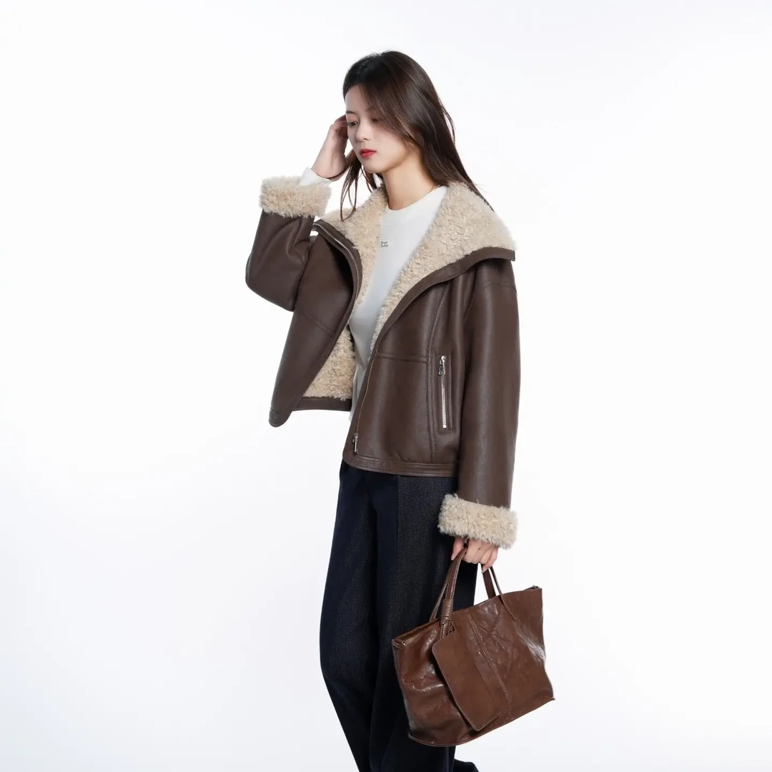 加厚短外套极简风棕色