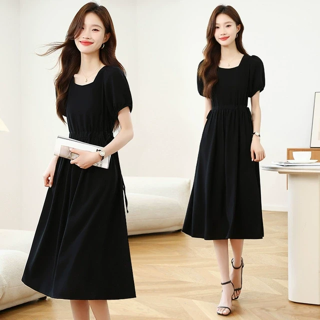 2025夏季高级感收腰气质显瘦中长款赫本风法式方领黑色短袖连衣裙