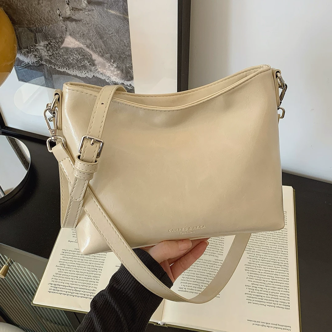 上班通勤水桶包女2025韩系小众时尚单肩包新款高级感潮流百搭女包