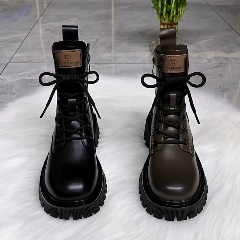 香港真皮马丁靴女2025新款秋冬季加绒爆款英伦风厚底短靴漆皮棉鞋