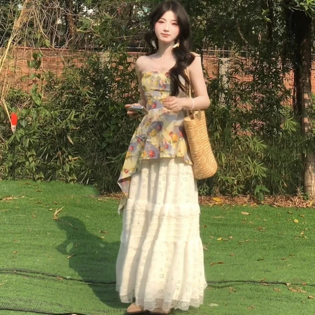 一字肩抹胸t恤女夏季2025新款不规则纯欲辣妹无袖碎花上衣设计感