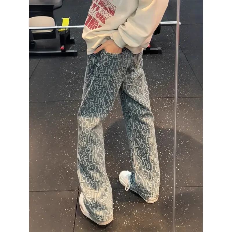 字母提花满印牛仔裤男款春季美式高街vibe裤子显瘦修身弯刀微喇裤