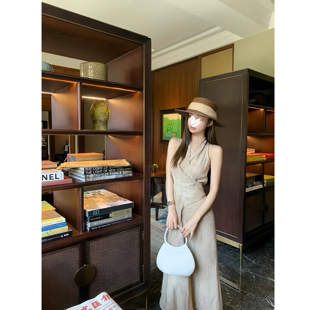 【素时光晕】炒色v领挂脖连衣裙女夏收腰显瘦系带无袖长裙