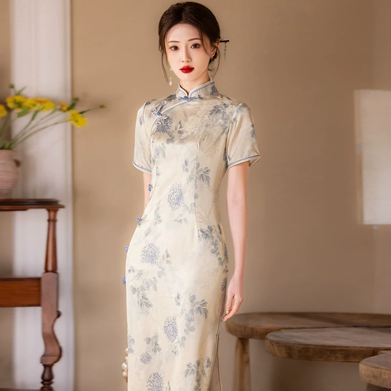 新中式旗袍高端2025夏季老上海日常可穿素雅国风礼服长款复古裙子