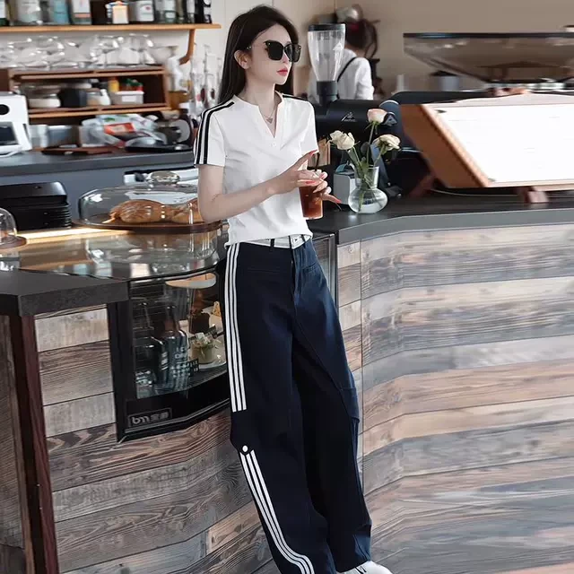 2025夏季新款女士时尚休闲运动套装条纹短袖T恤宽松工装裤两件套