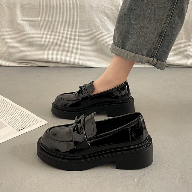 英伦风黑色厚底小皮鞋女法式单鞋2025新款春秋季平底玛丽珍乐福鞋
