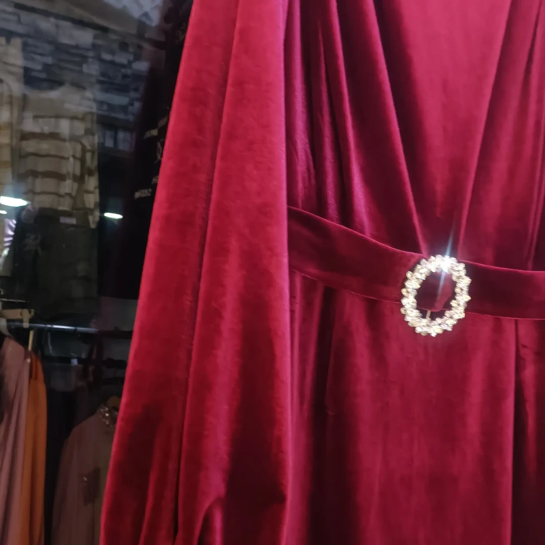 秋冬季加厚长款轻奢百搭气质红色连衣裙