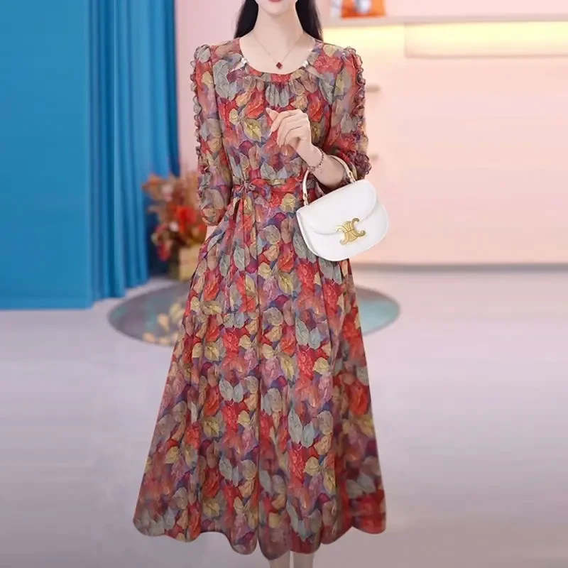 法式高档碎花七分袖连衣裙2025春夏新款收腰显瘦洋气时尚潮牌女装