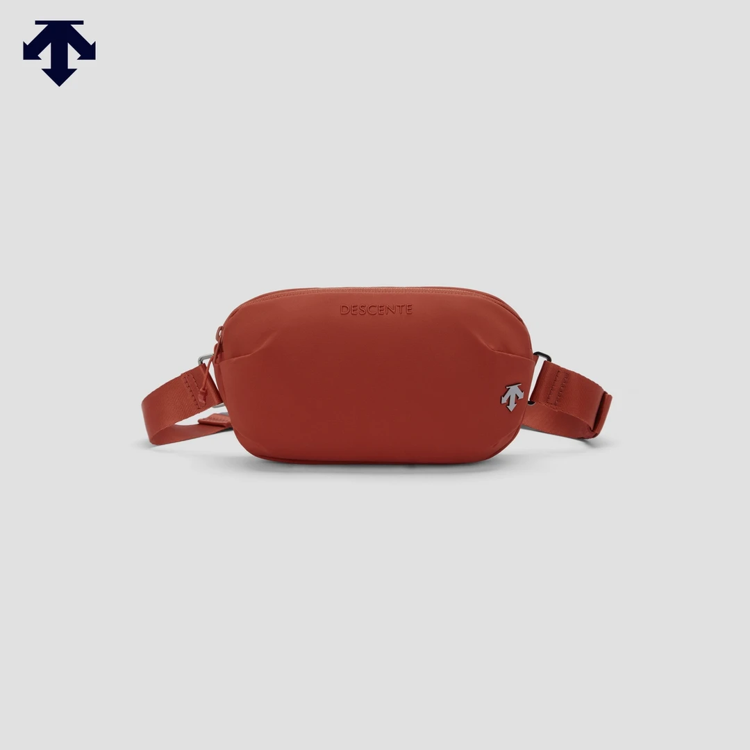 DESCENTE迪桑特MOVE PACK系列女士轻便通勤小巧胸包新 D5132WBC06