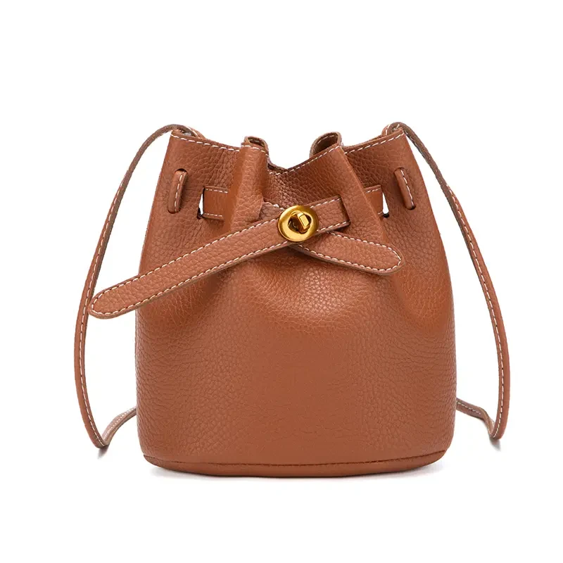 2025新款高级感水桶包休闲小众小包包单肩斜跨小提手拎包轻奢