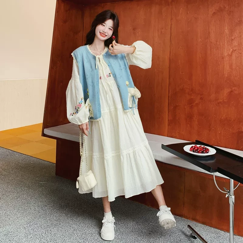 初春高级感穿搭套装裙女2025新款爆款今年流行针织马甲长裙两件套