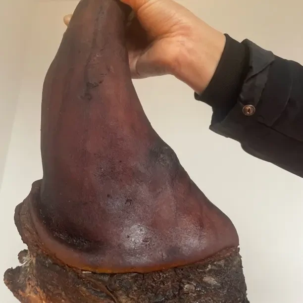 正宗柴火烟熏农家粮食猪腊肉